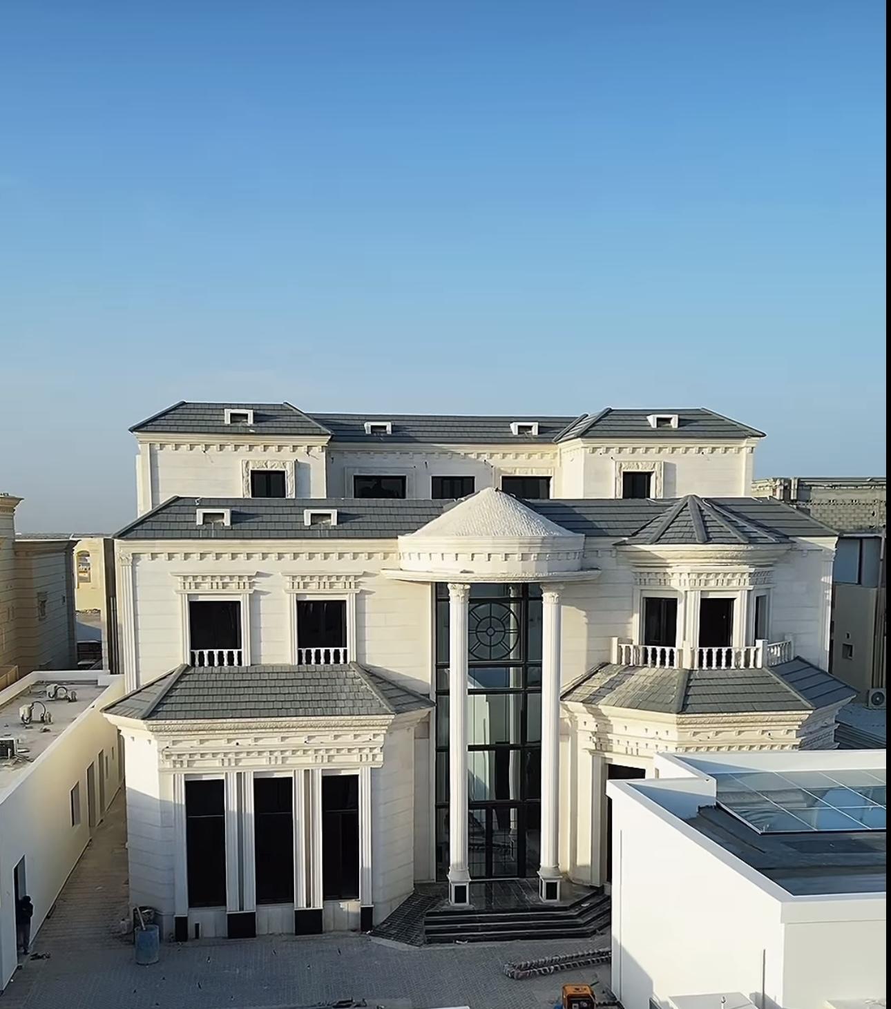 Grey Planum (La Escandella)